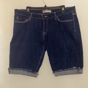 Levi’s Jean Shorts Woman